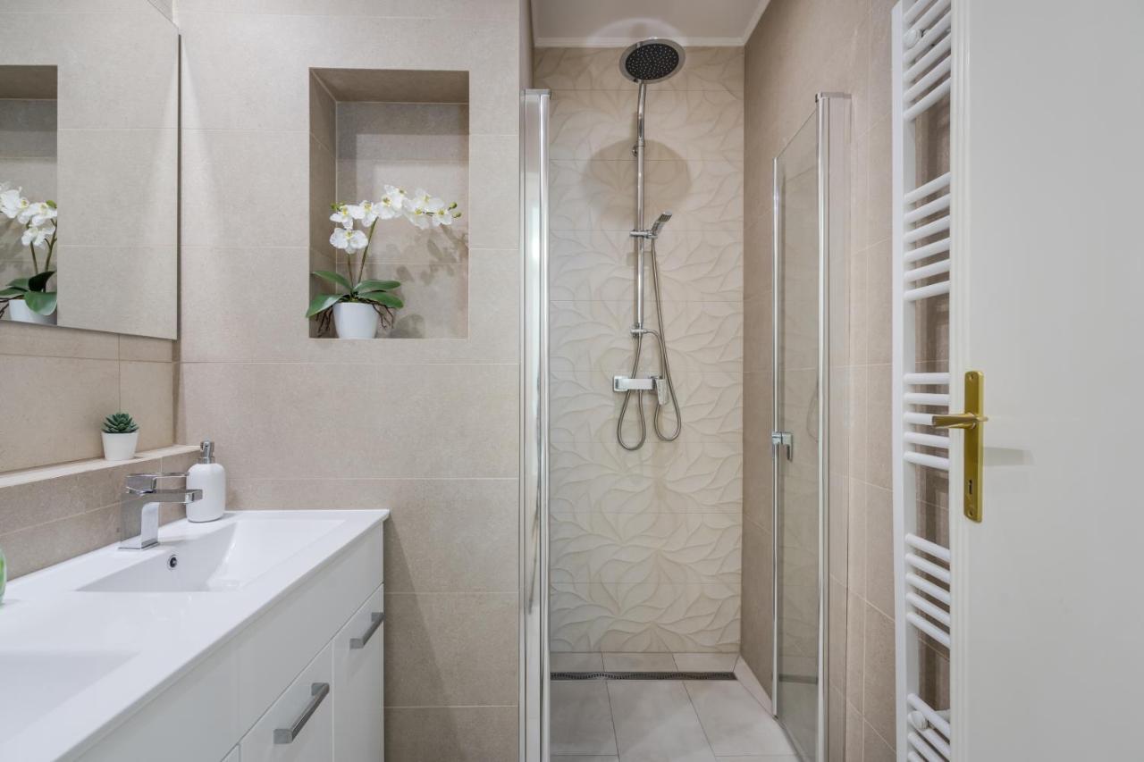 Bpr Ethereal Panoramic Suite With A/C & Balcony Budapest Exterior foto